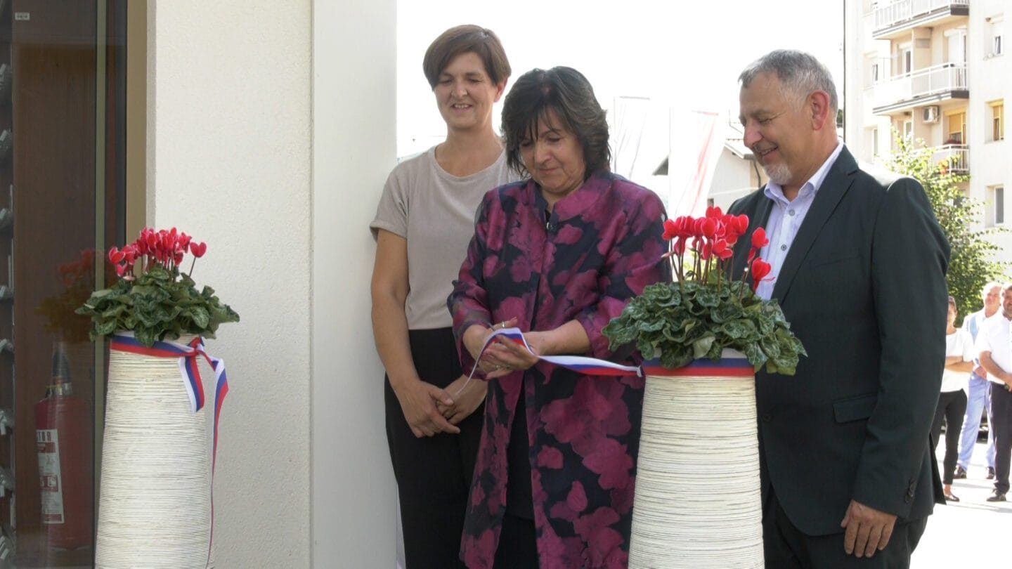 V Sevnici odprli prenovljeno lekarno
