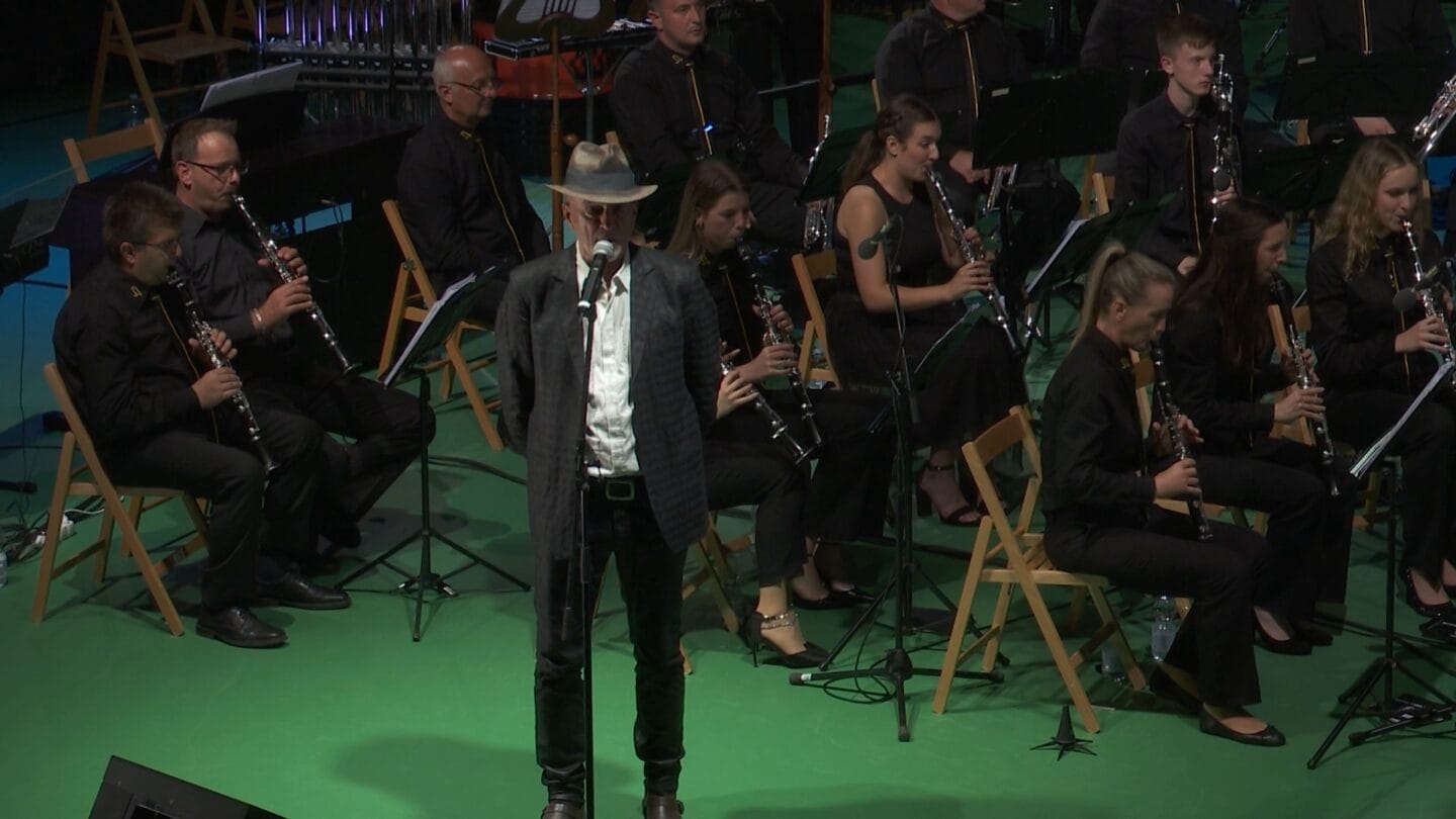 175 let Mestne godbe Metlika