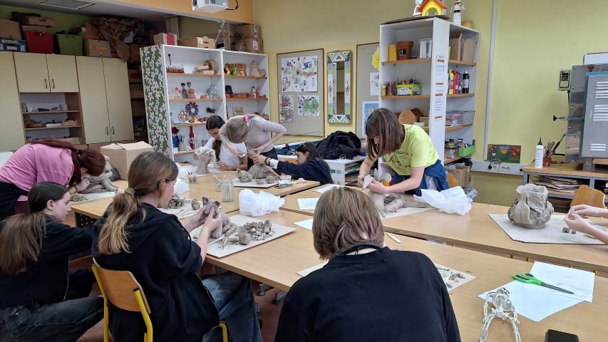 19. Mednarodna kiparska kolonija mladih Črnomelj