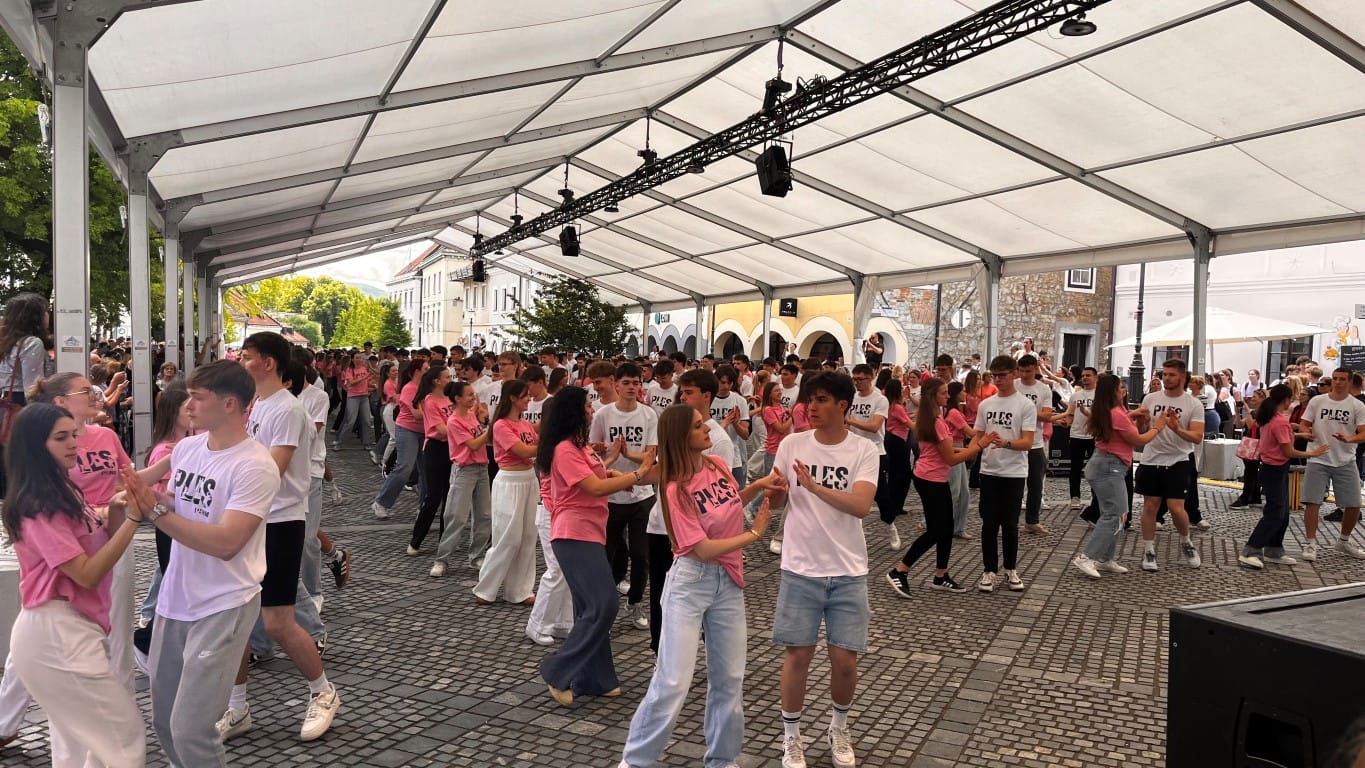 Ulična četvorka na novomeškem Glavnem trgu