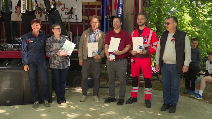 43. prvomajsko srečanje na Debencu
