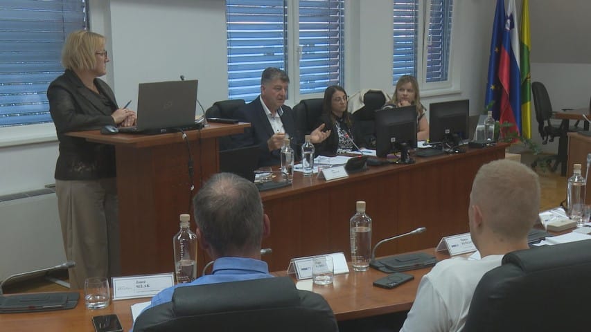 Predlog proračuna potrdili tudi v Šentjerneju