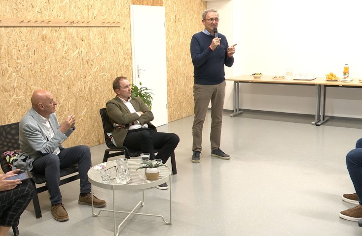 Podjetniška arena z Ivanom Kraljem in Robertom Medletom