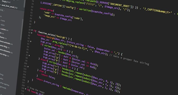 Analiza medijskega poročanja o PHP strežniški krizi